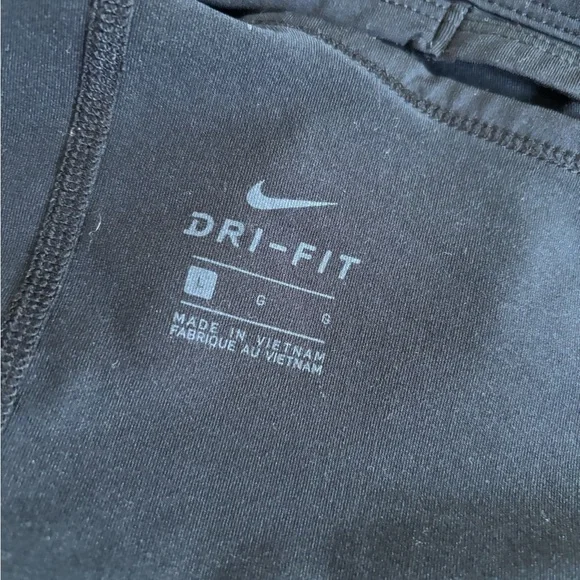 Nike Black and Blue Activewear Bundle size M/L - Picture 7 of 9